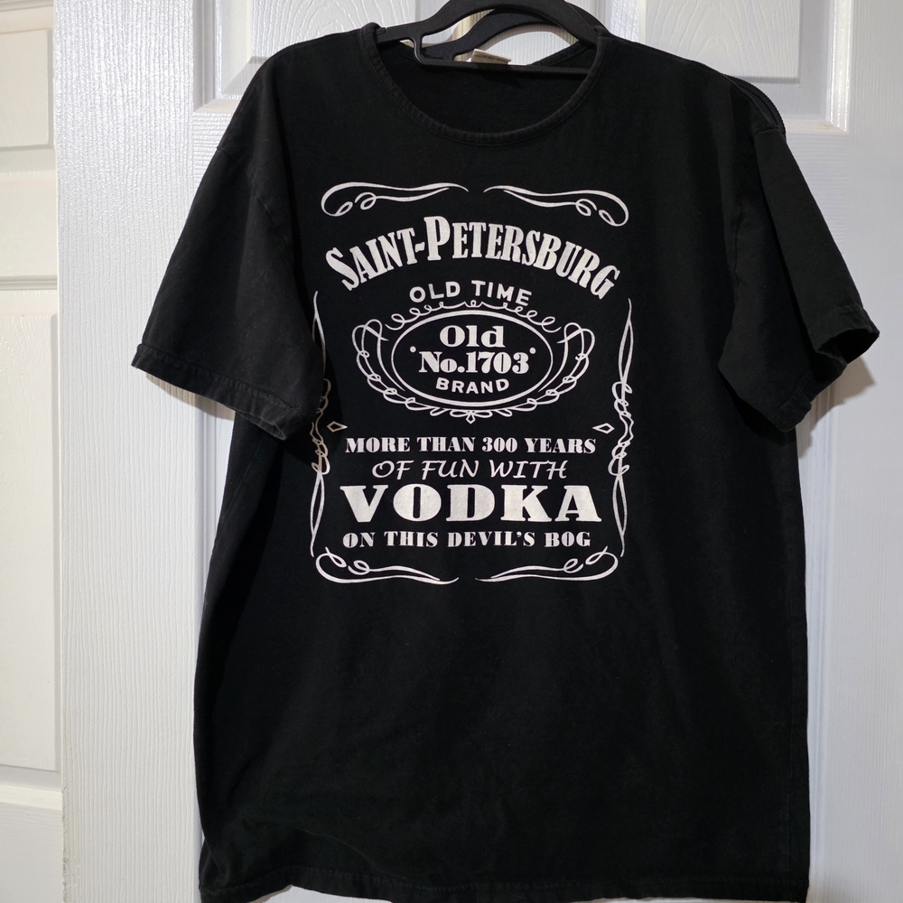 Saint-Petersburg Vodka Black Graphic T-Shirt Size Xl